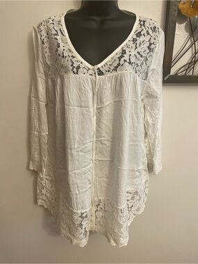 New Direction Women's White Lace-Trim V-Neck Tunic Top Size Large
